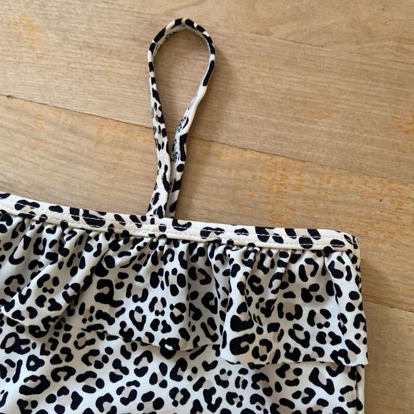 🌺 TCP Animal Print Ruffle One Piece Swim Suit - Picture 3 of 8